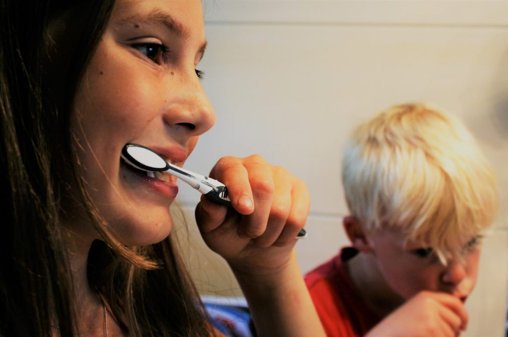 Brushing teeth