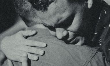 How to Help a Loved One Through Grief