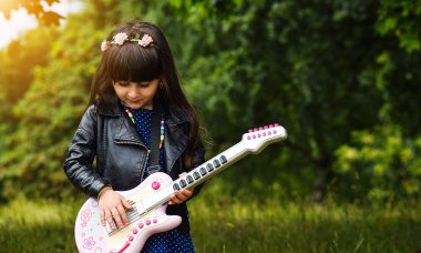 Tips for Choosing the Right Music for Your Kids to Listen to