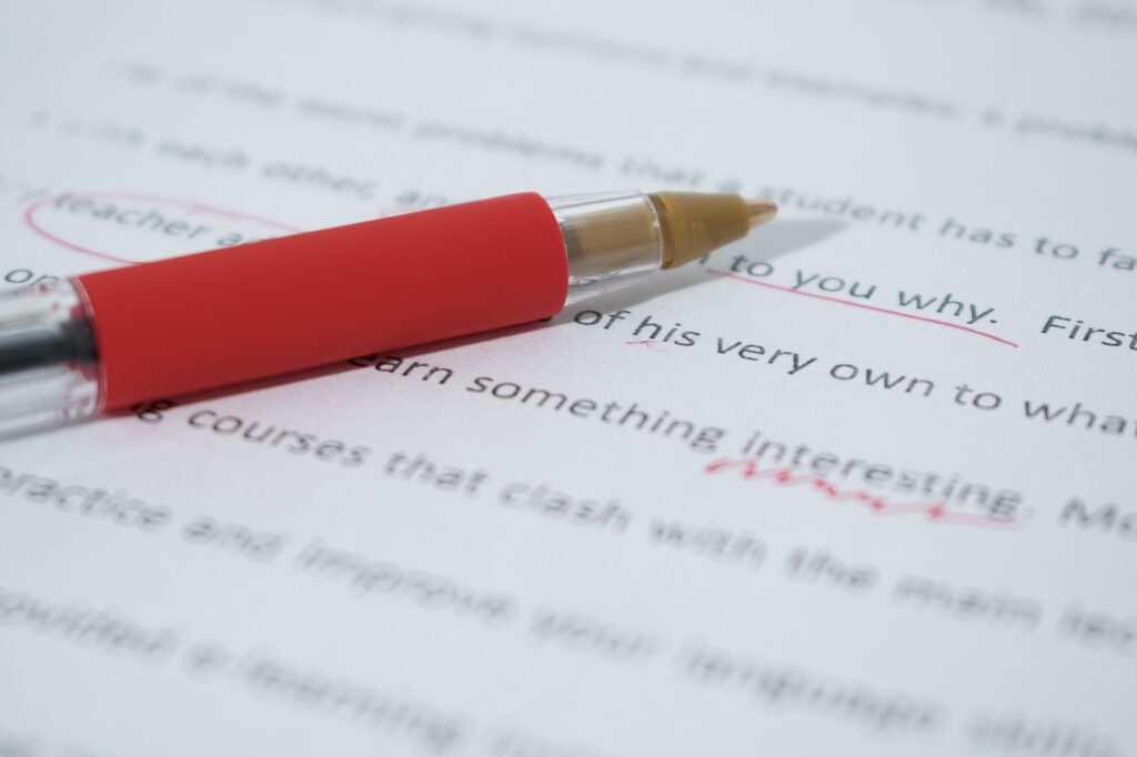 Why should you proofread your thesis: 8 Best Tips to Follow
