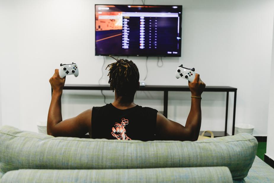 Online Gaming Communities Could Provide A Lifeline For Isolated Young Men -  Texas A&M Today