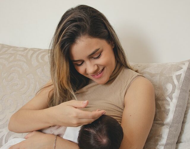 4 Unique Benefits of Breastfeeding Your Child
