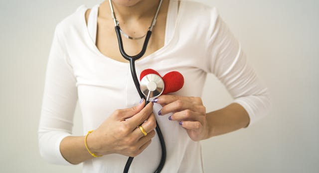 Lowering Triglycerides and Raising HDL Naturally: Your Path to Heart Health