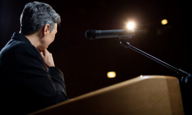 Crafting Engaging Sports Events with Inspirational Speakers