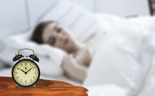 Beyond the Snooze Button: 5 Gentle Ways to Reclaim Your Morning and Reduce Stress