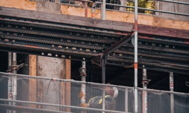 Why Common Sense Safety Fails on Job-Sites (and What Works Instead)