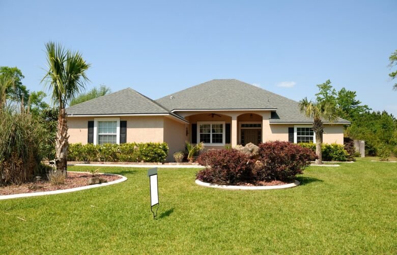 Shingle Styles Roof Contractors Recommend for Southern Curb Appeal