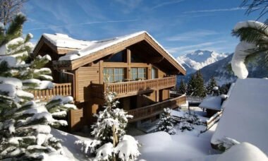 Private Cinema Nights in the Mountains