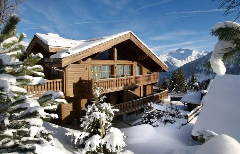 Private Cinema Nights in the Mountains