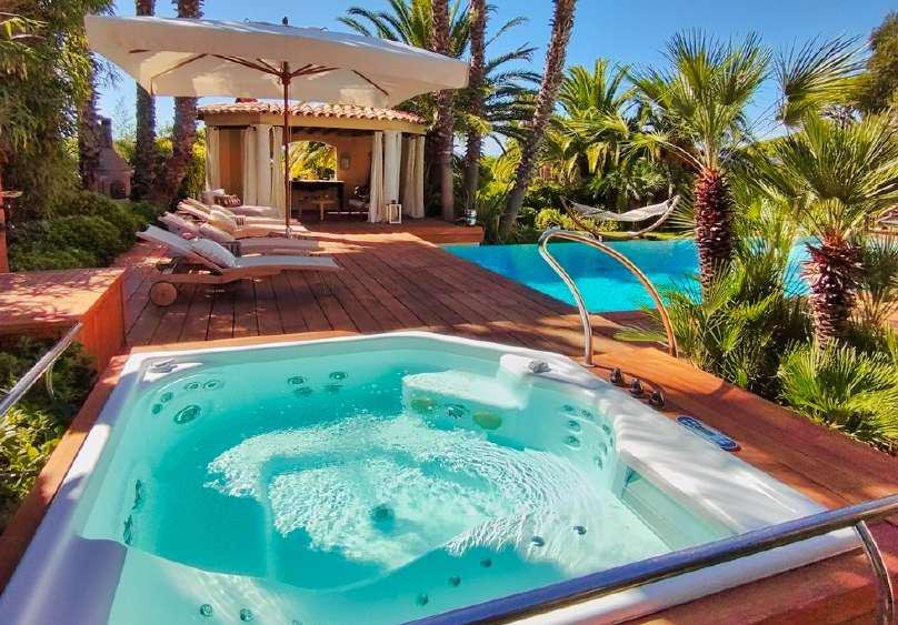 private pool