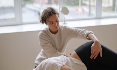 Standing Tall and Feeling Good: How Chiropractic Care Transforms Your Posture and Everyday Aches